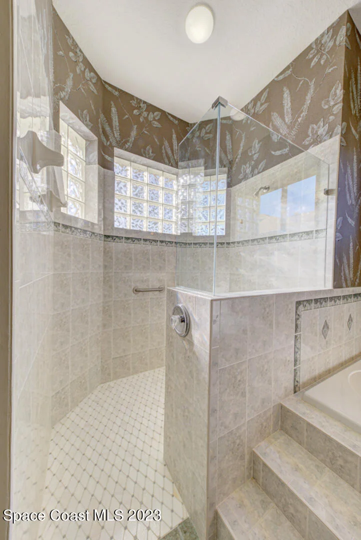Photo of 2614 Canterbury Circle