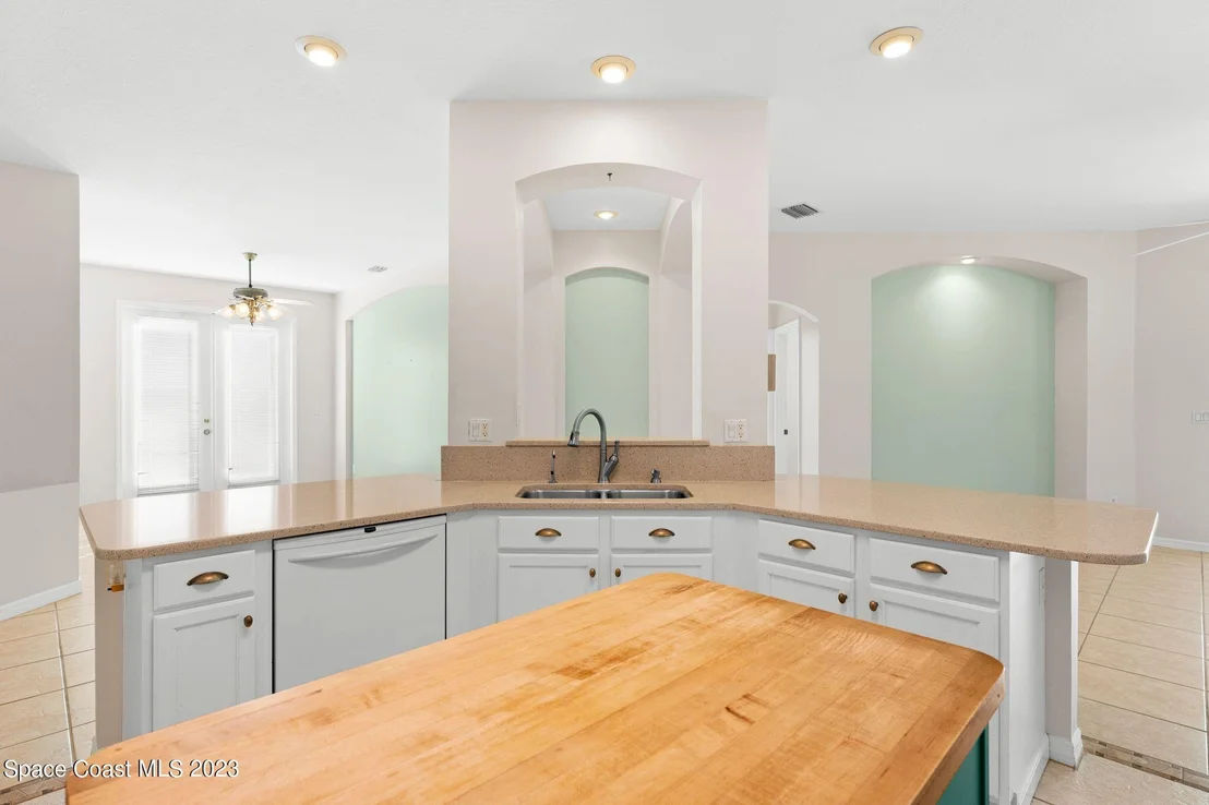 Photo of 241 Oyster Lane
