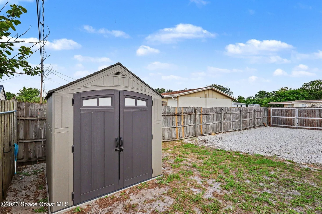 Photo of 3280 Ideal Avenue NE