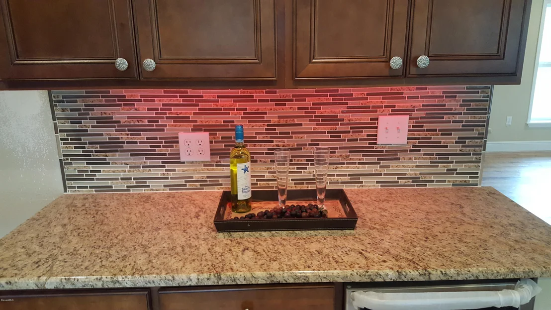 Photo of 327 Meadowood Lane