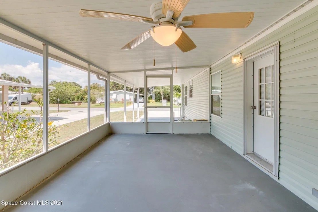 Photo of 7565 Blackhawk Road