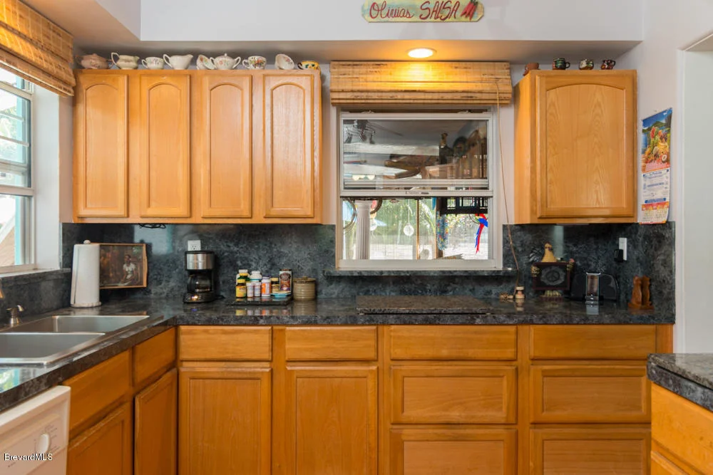 Photo of 123 2nd Avenue