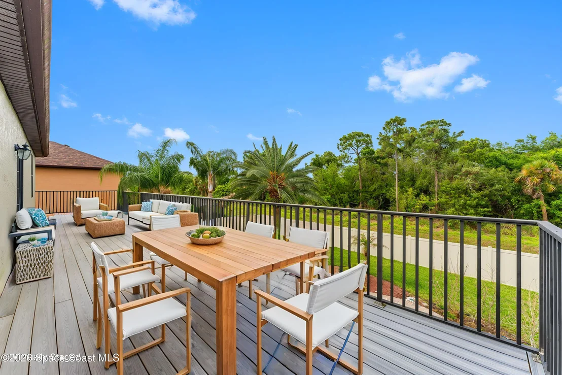 Photo of 1390 Talon Way