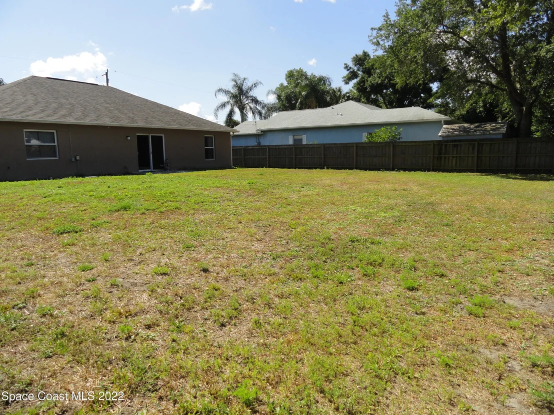 Photo of 6424 Muller Avenue