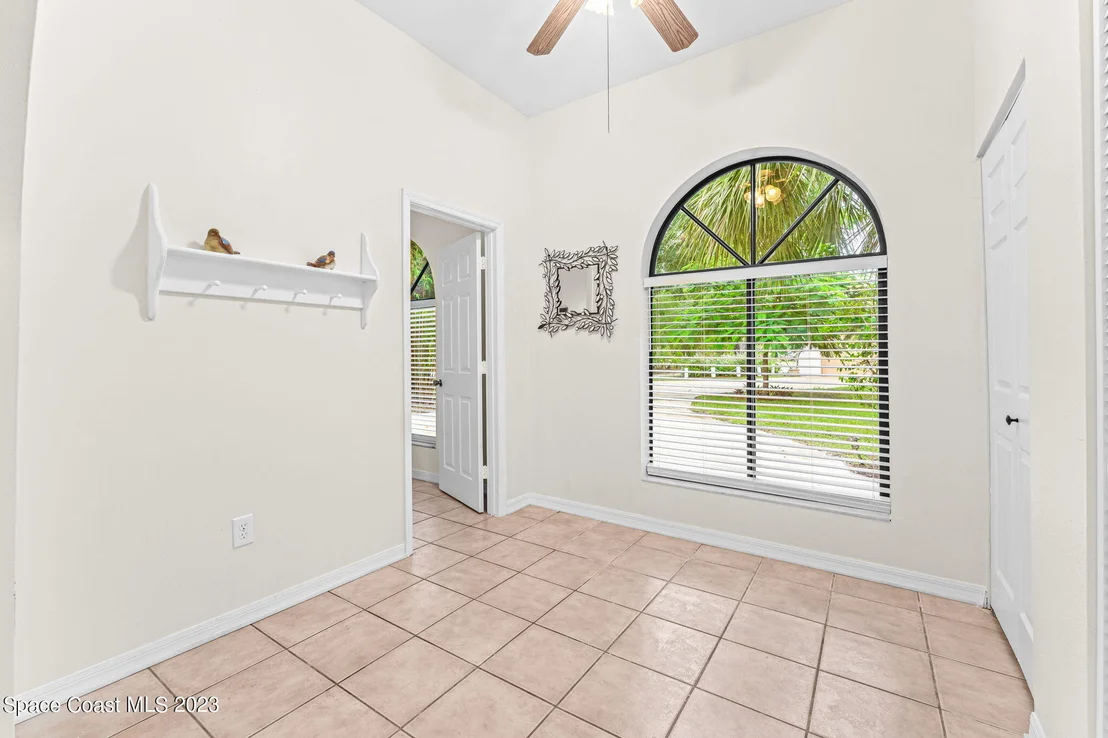 Photo of 2499 Hideaway Lane
