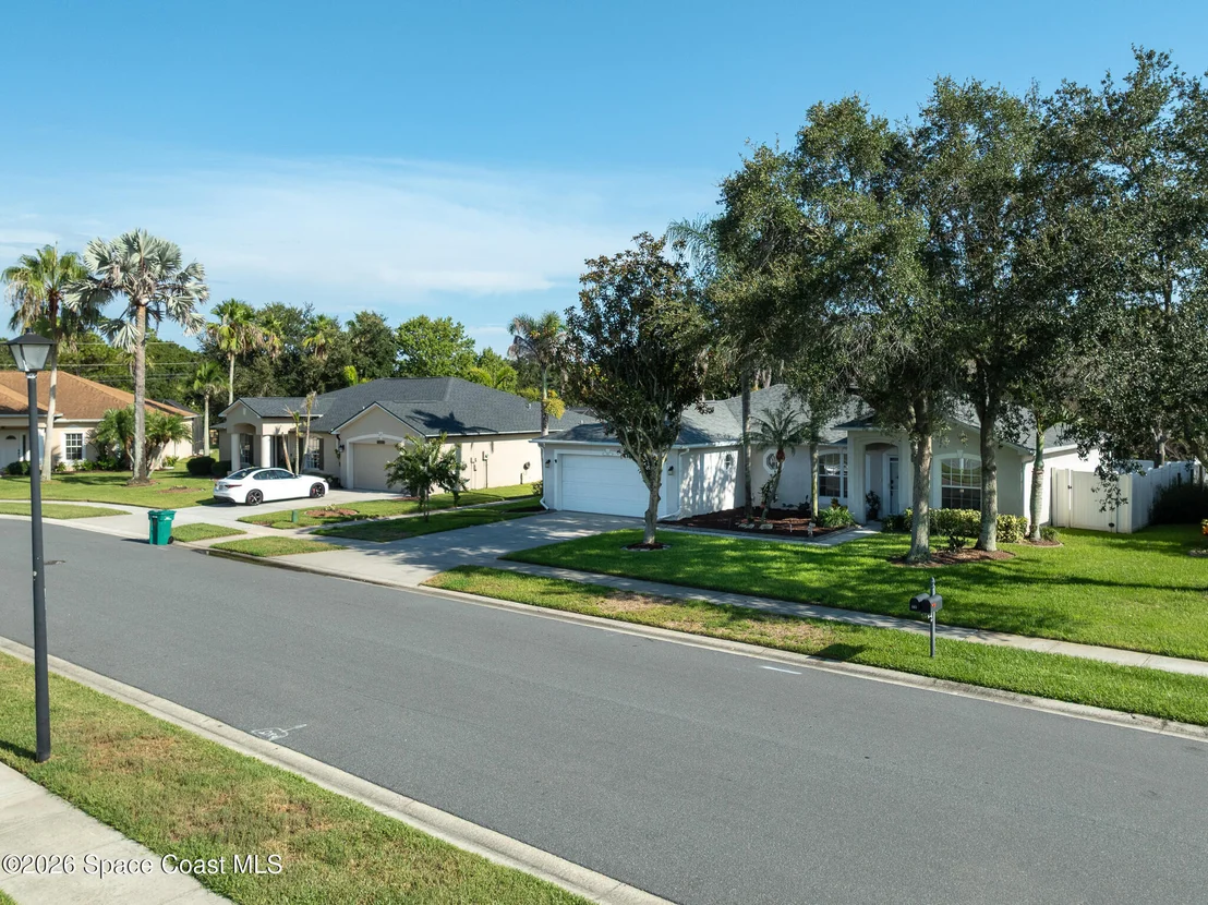 Photo of 883 Del Mar Circle