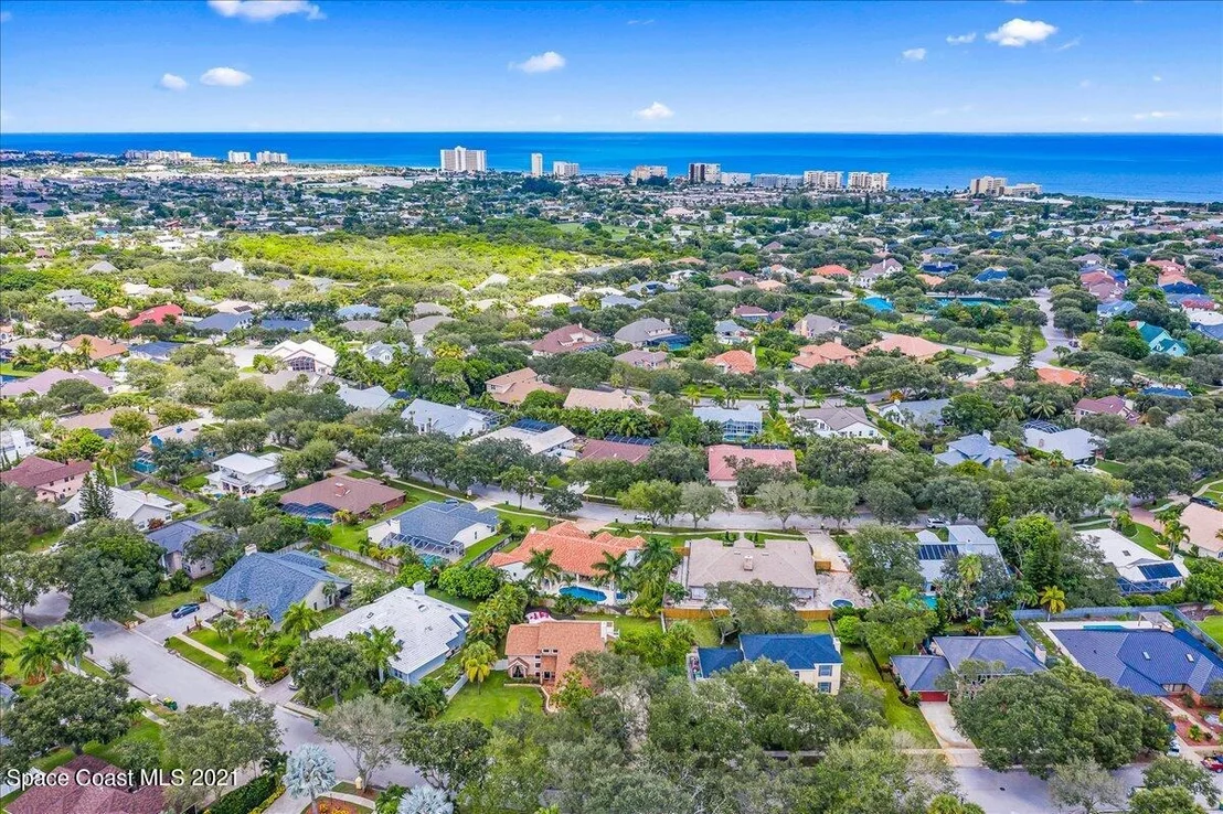 Photo of 629 Hummingbird Drive