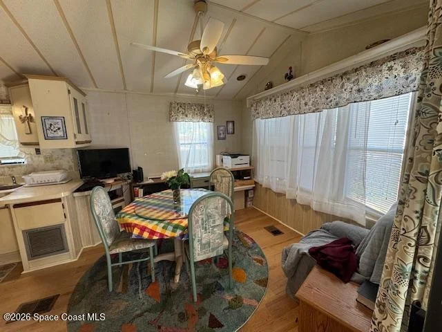 Photo of 320 Akron Way