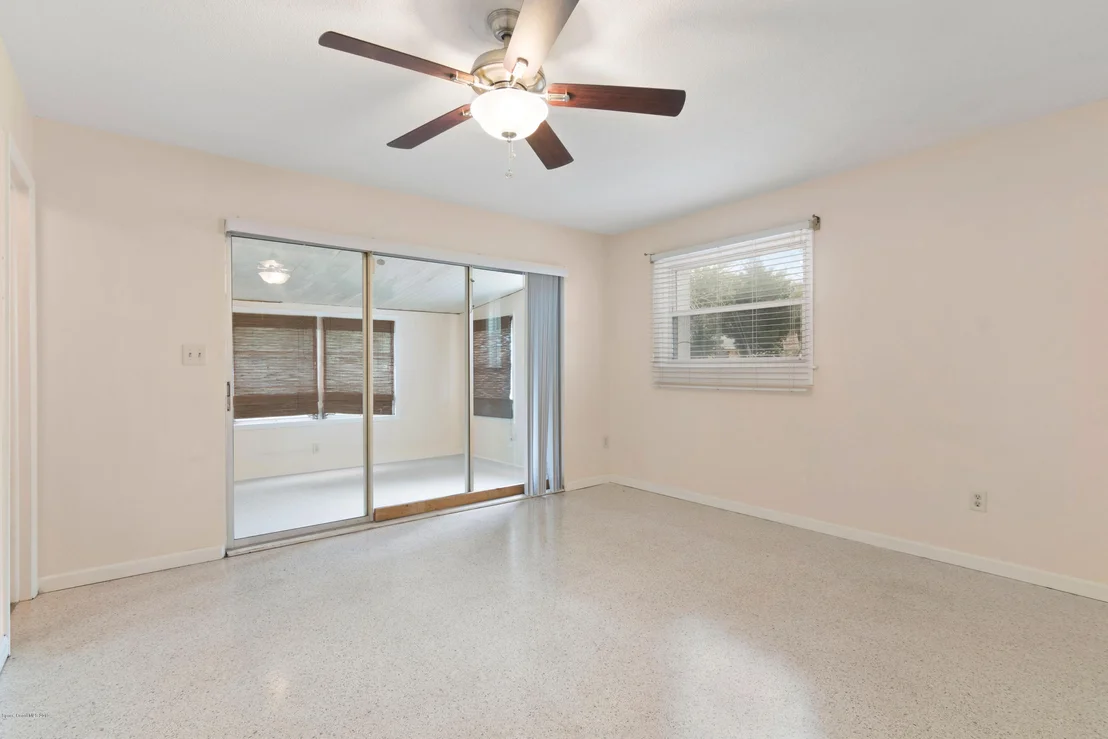 Photo of 847 Angle Street NE