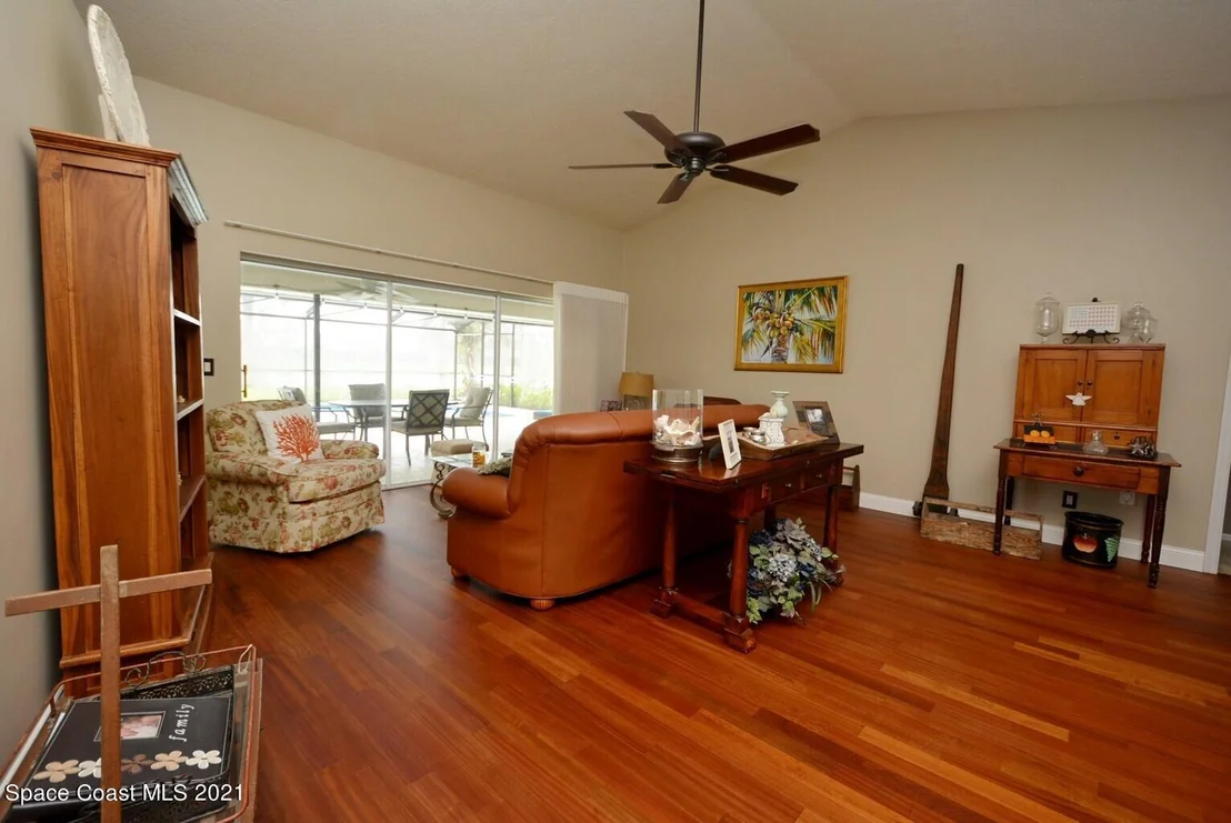 Photo of 1251 Silver Lake Drive