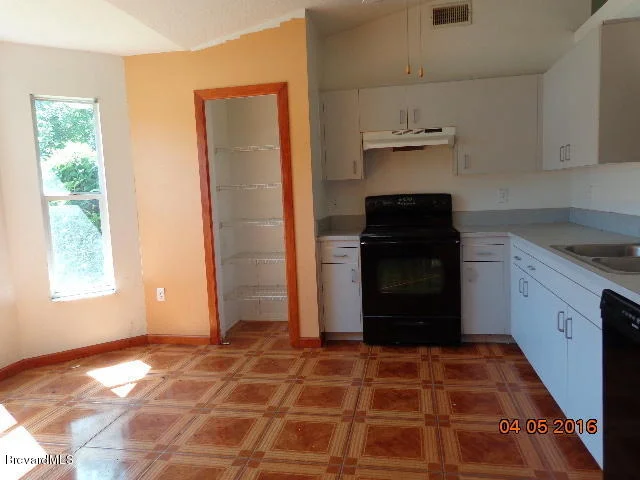Photo of 7030 Cairo Road