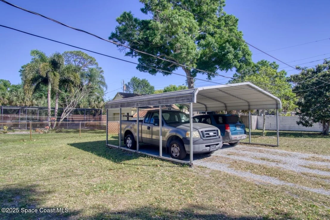 Photo of 1113 Pinedale Road