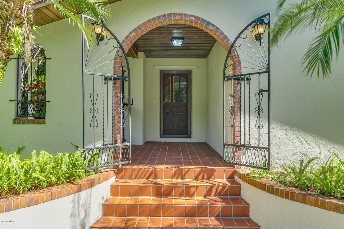 Photo of 2445 Hideaway Lane