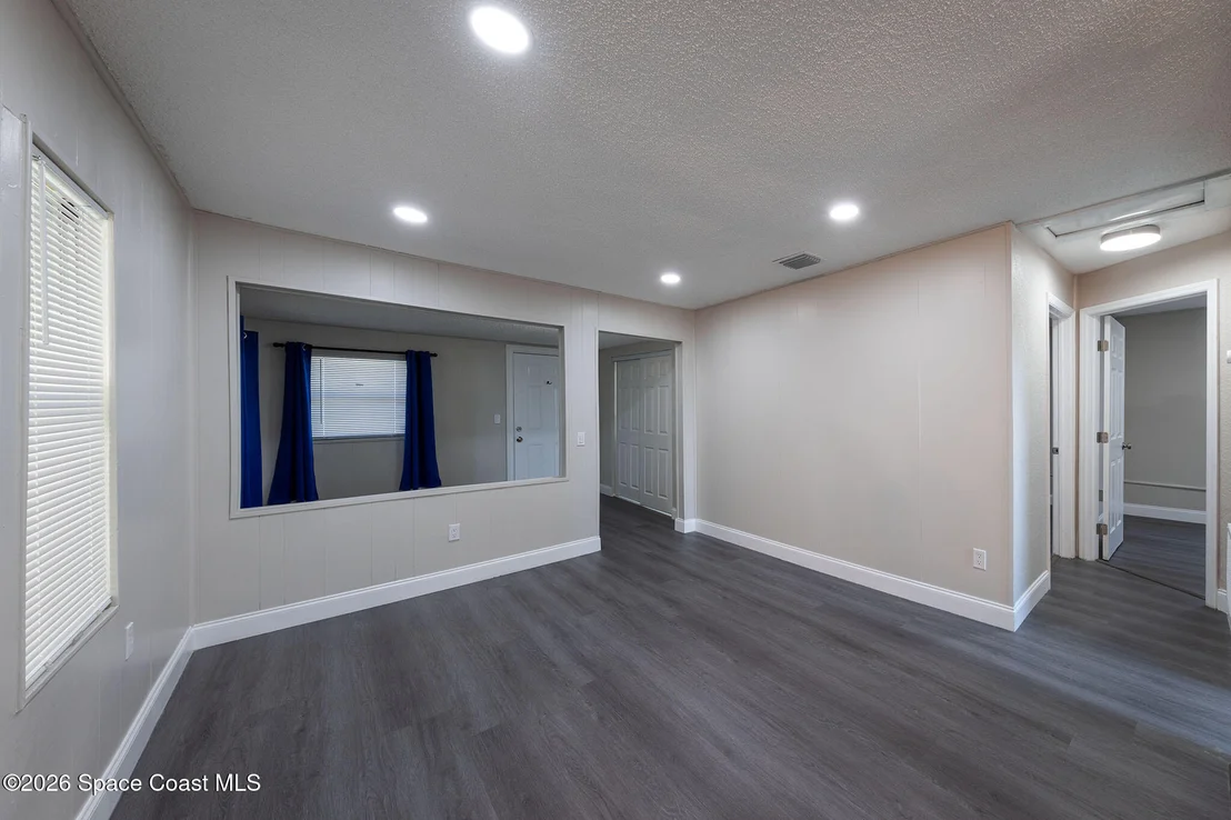 Photo of 2681 Orange Avenue