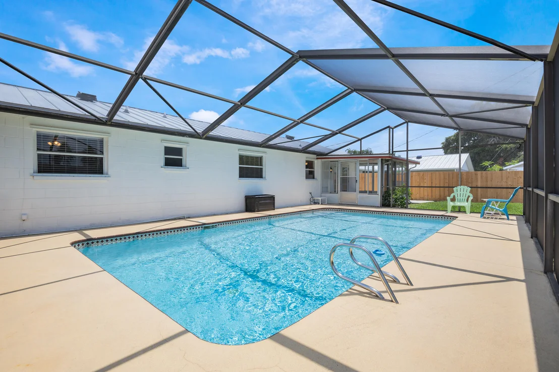 Photo of 2483 Colony Drive