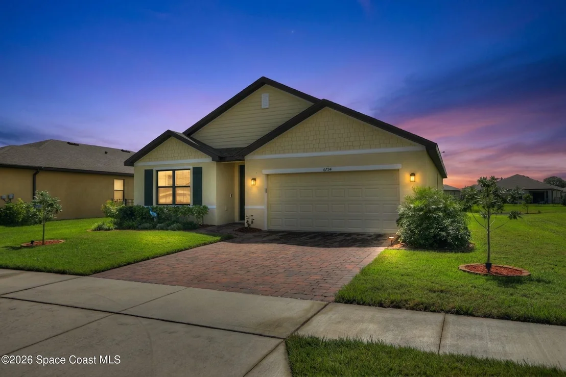 Photo of 6794 Topaz Drive