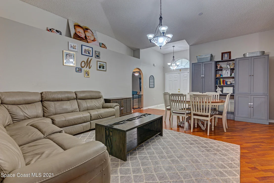 Photo of 2279 Myla Lane