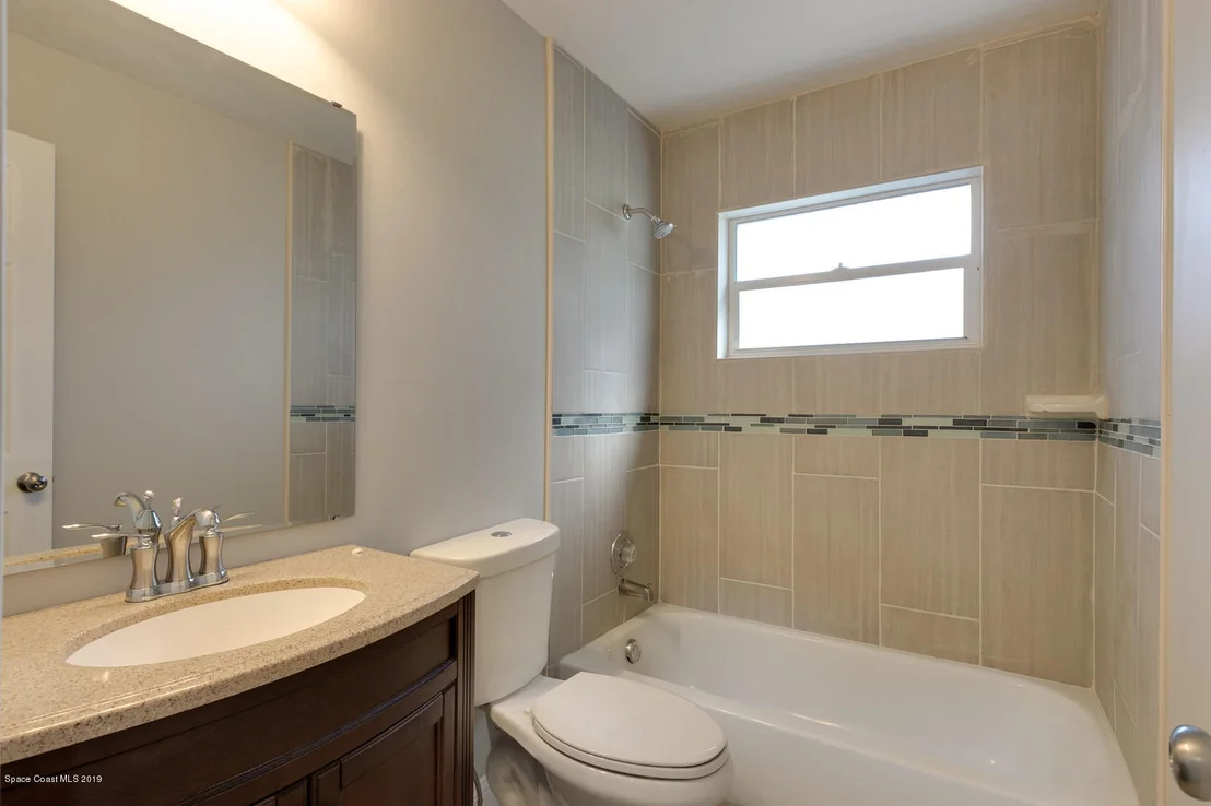 Photo of 1324 Estridge Drive