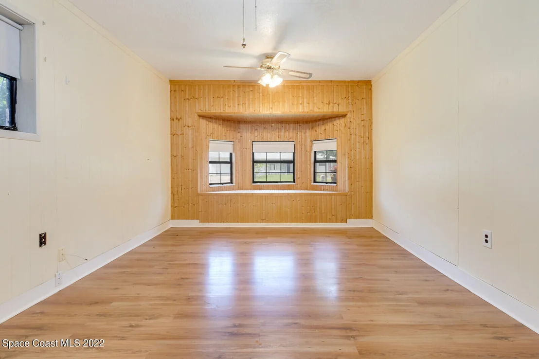 Photo of 1815 Cadillac Circle N