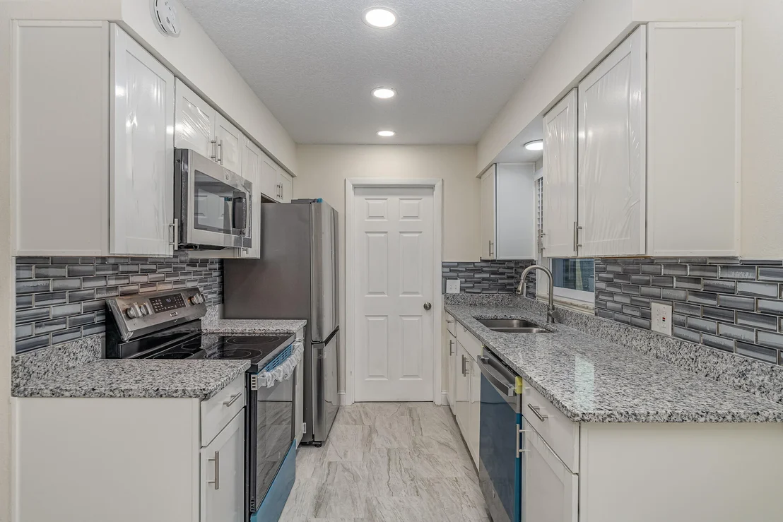 Photo of 2896 Lancaster Road