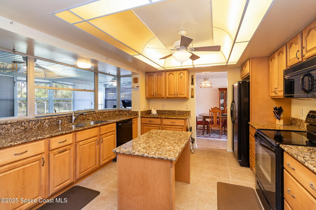 Photo of 1359 Cherry Hills Road NE