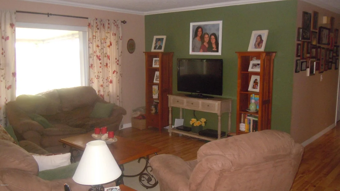 Photo of 1005 Coronado Drive