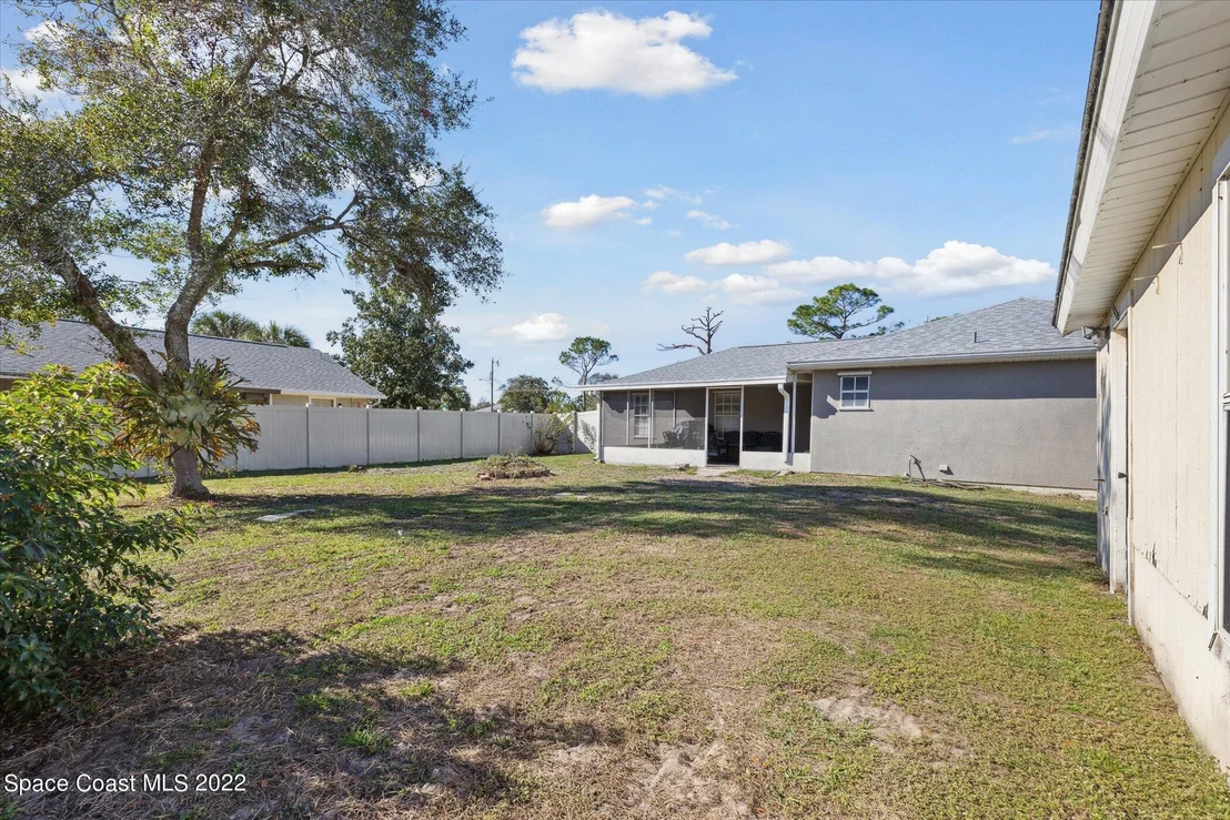 Photo of 6175 Wilderness Avenue