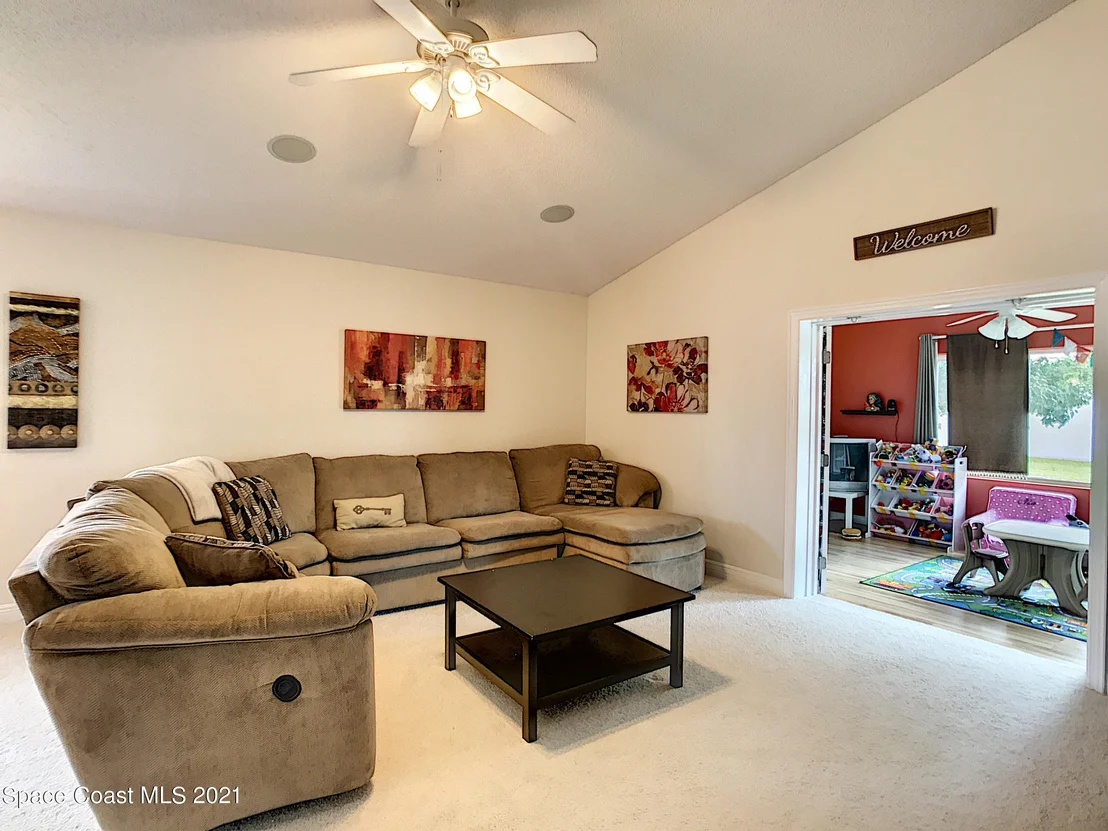 Photo of 893 Shaw Circle