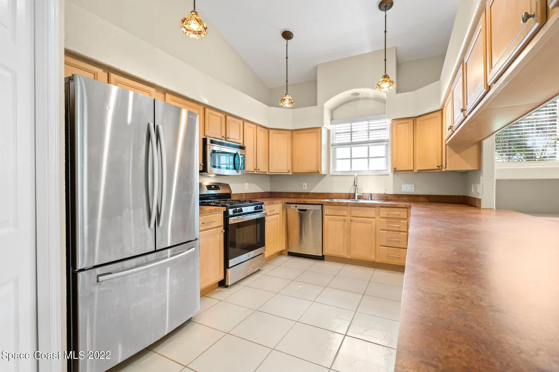 Photo of 901 Suntree Woods Drive