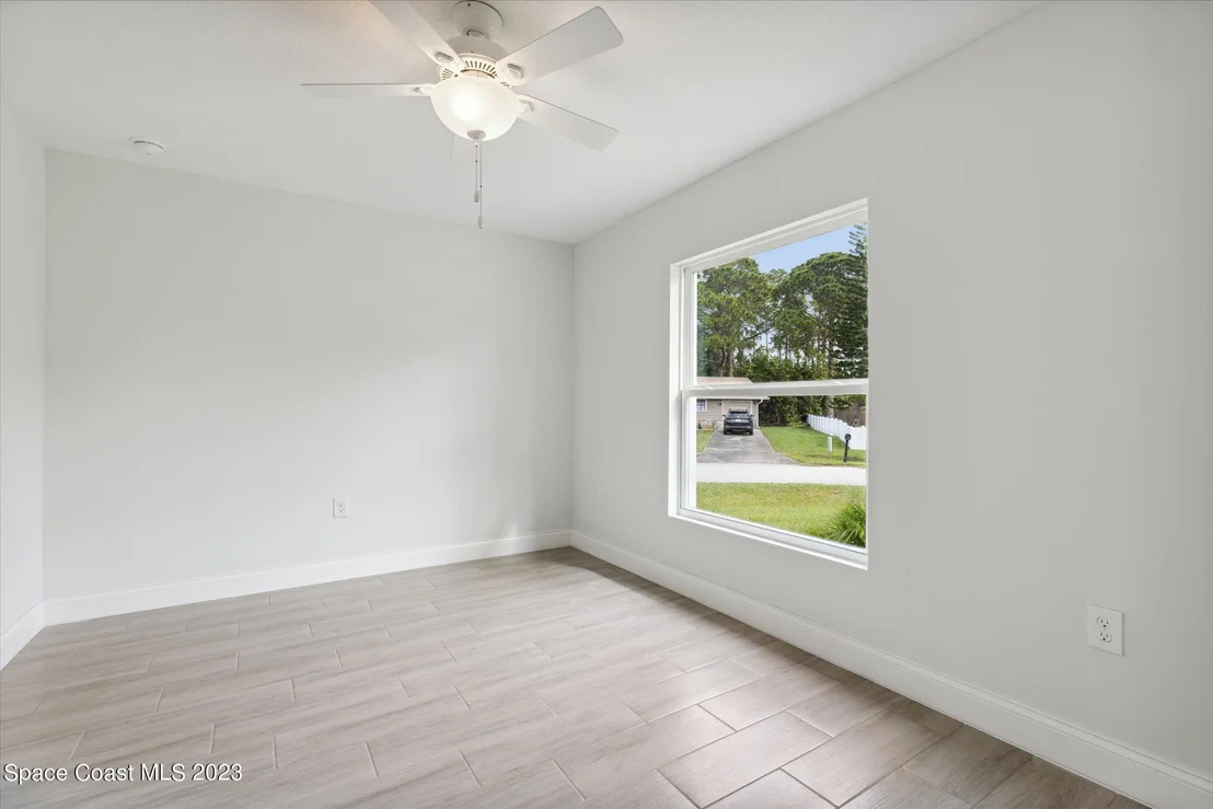 Photo of 1908 Warton Avenue SE