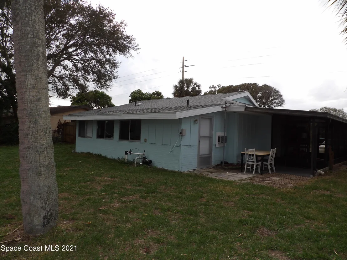 Photo of 797 Bianca Drive NE