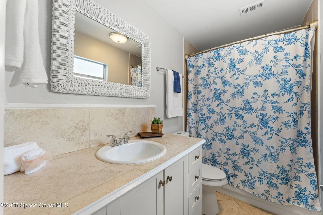 Photo of 419 Earl Avenue