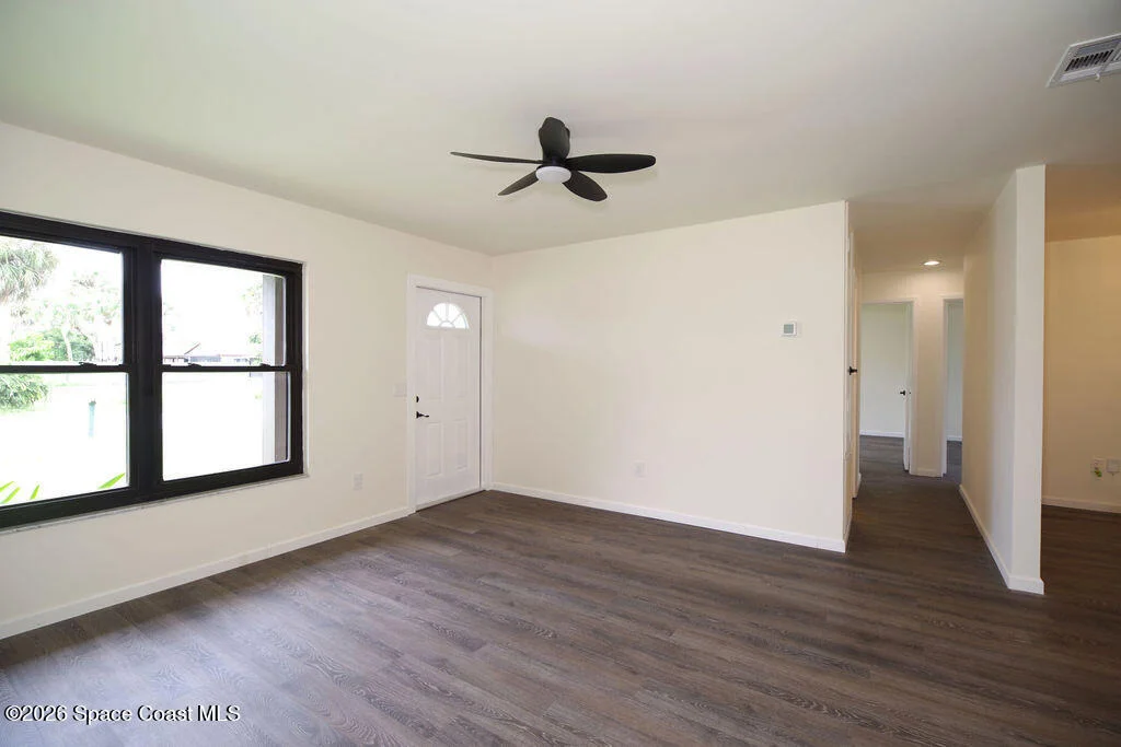 Photo of 653 Atlas Avenue NE