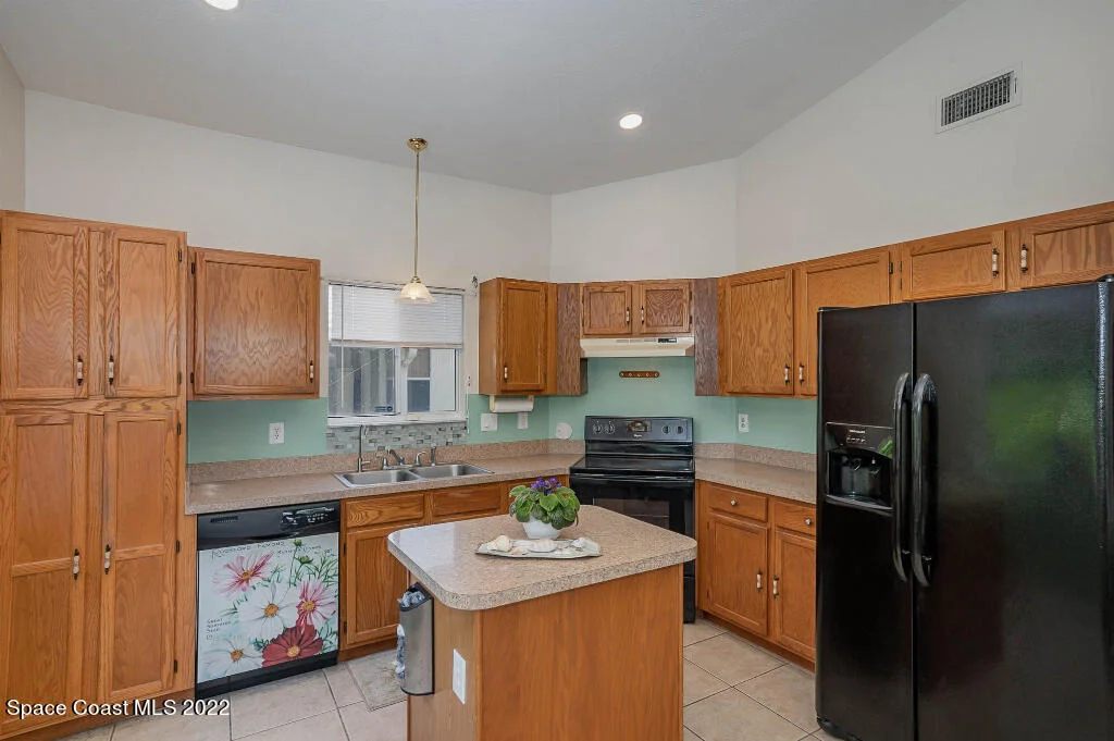 Photo of 1197 Goldenrod Circle NE