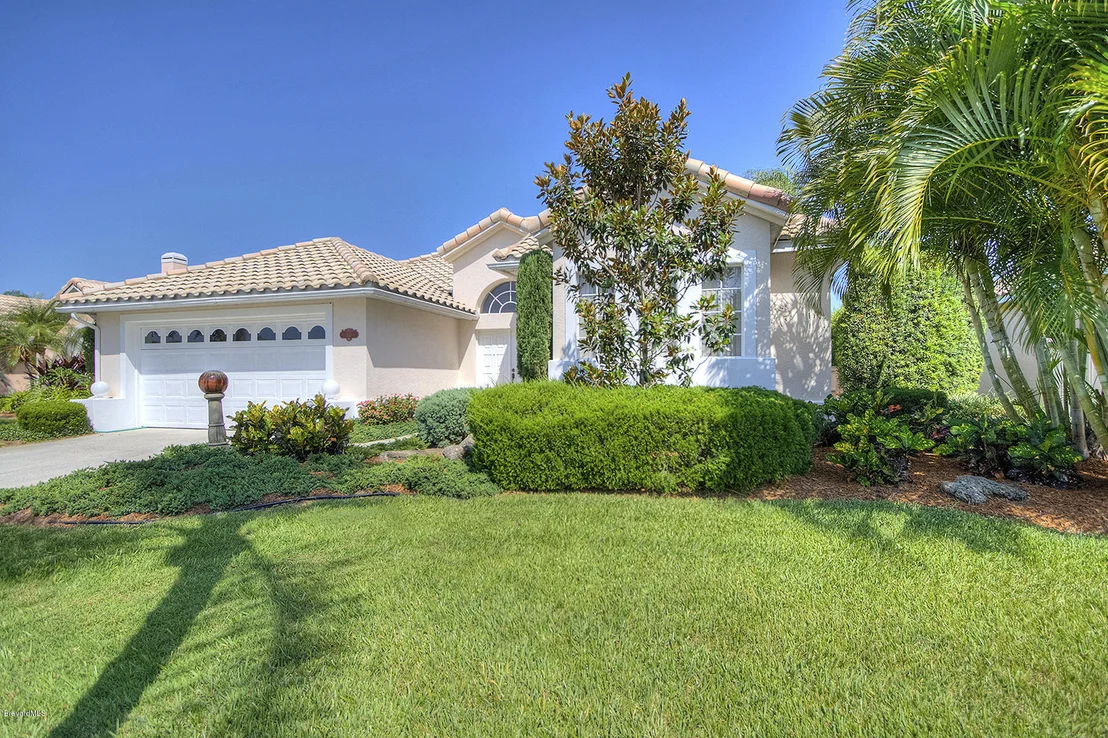 Photo of 931 Palm Brook Drive