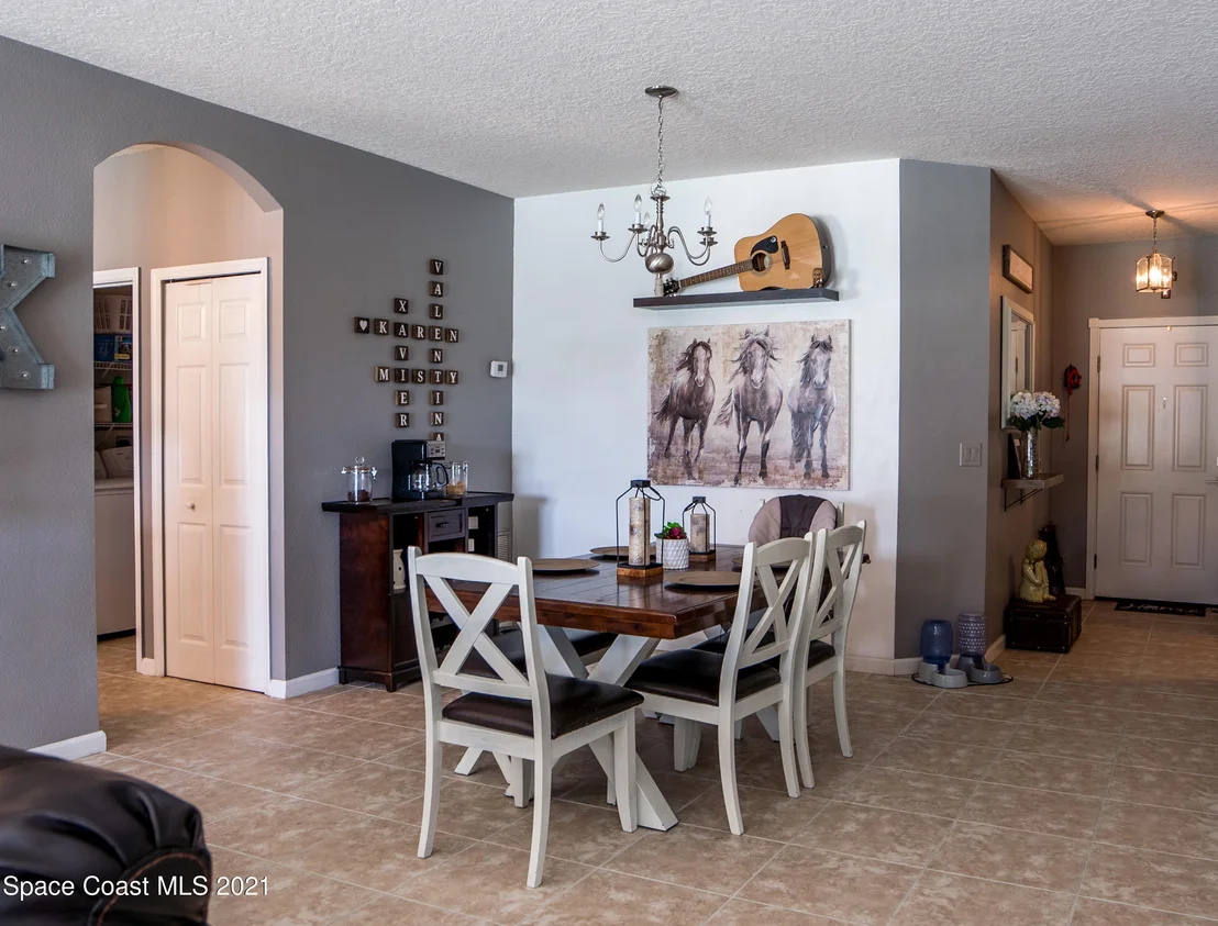 Photo of 442 Cressa Circle
