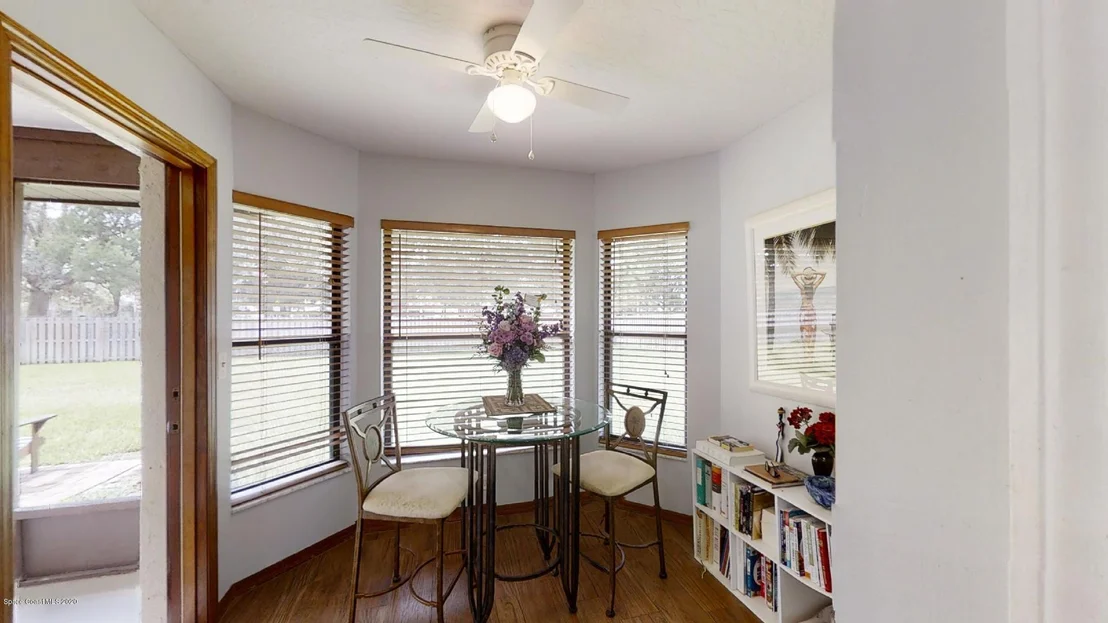Photo of 1380 Silver Lake Drive