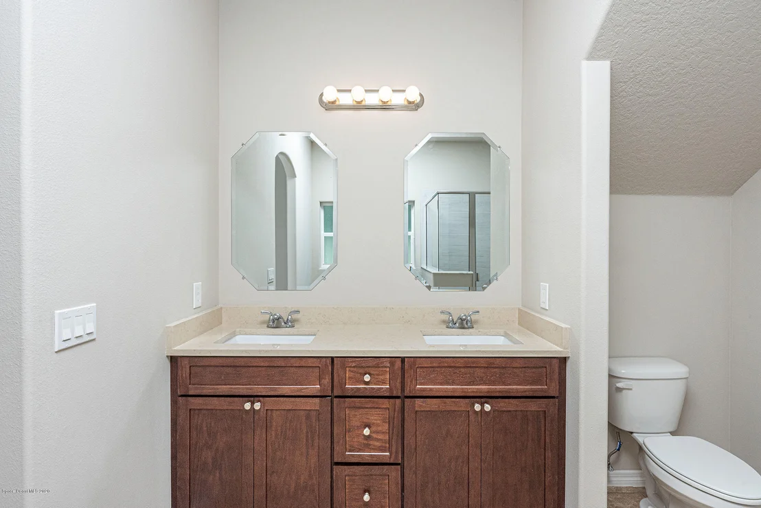 Photo of 475 Dryden Circle