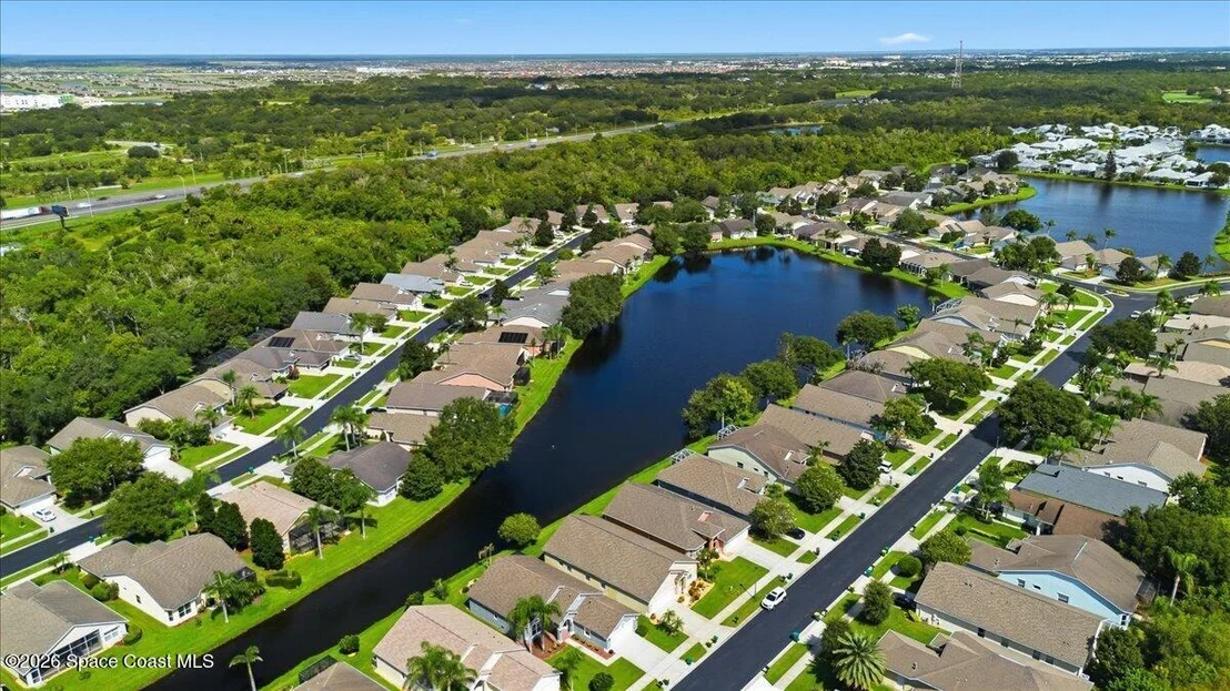 Photo of 4570 Portage Trail