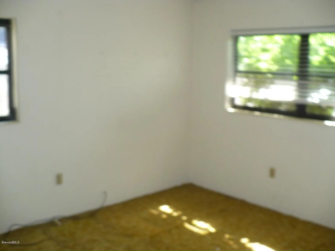 Photo of 18 Burlington Avenue
