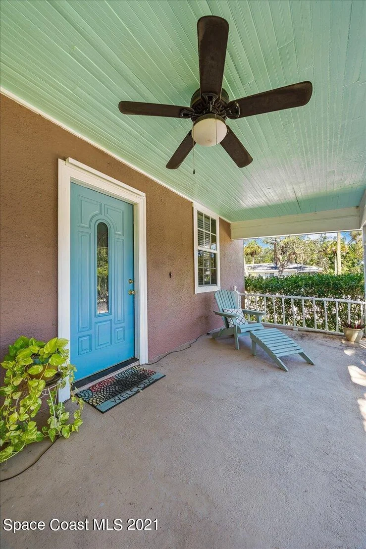 Photo of 1800 Pineapple Avenue
