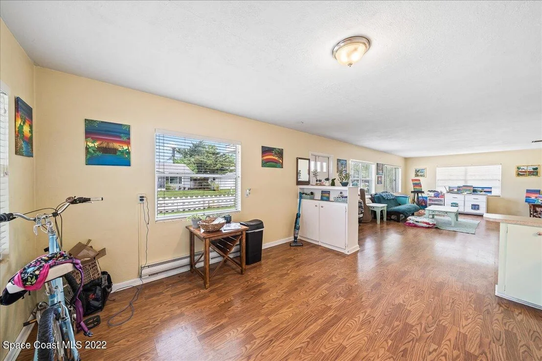 Photo of 1057 Riverdale Drive