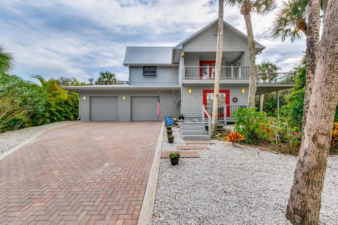 Photo of 345 Pelican Drive