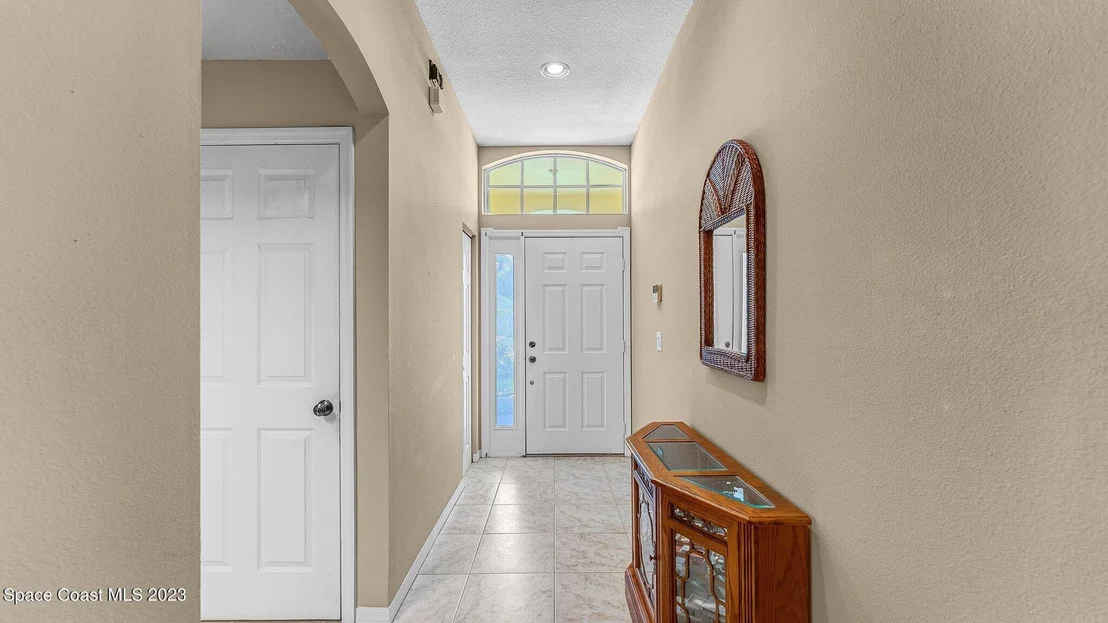 Photo of 2574 Ventura Circle