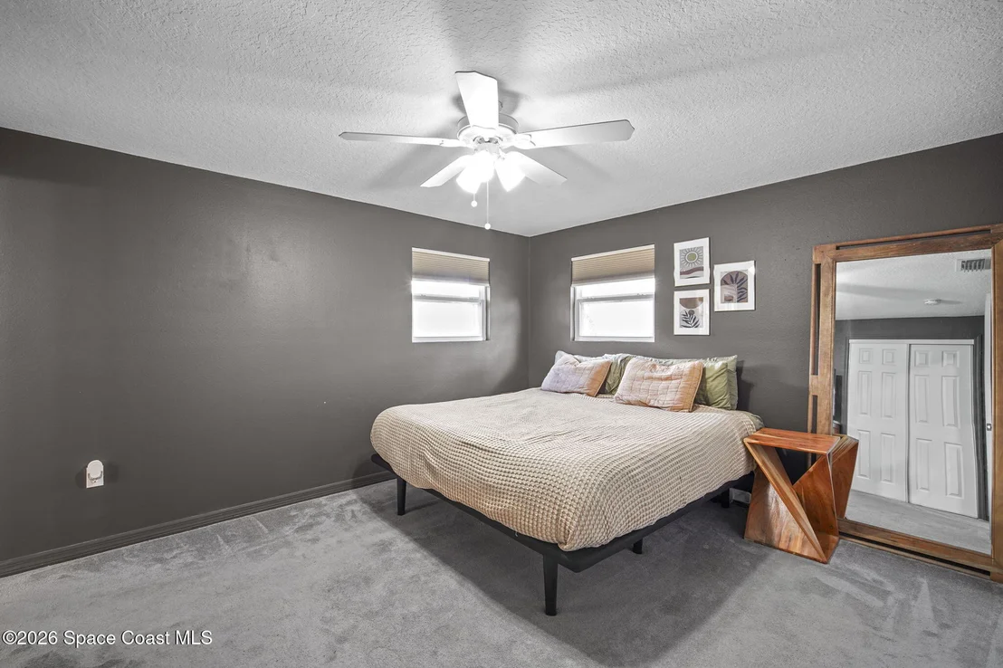 Photo of 4030 Milwaukee Avenue