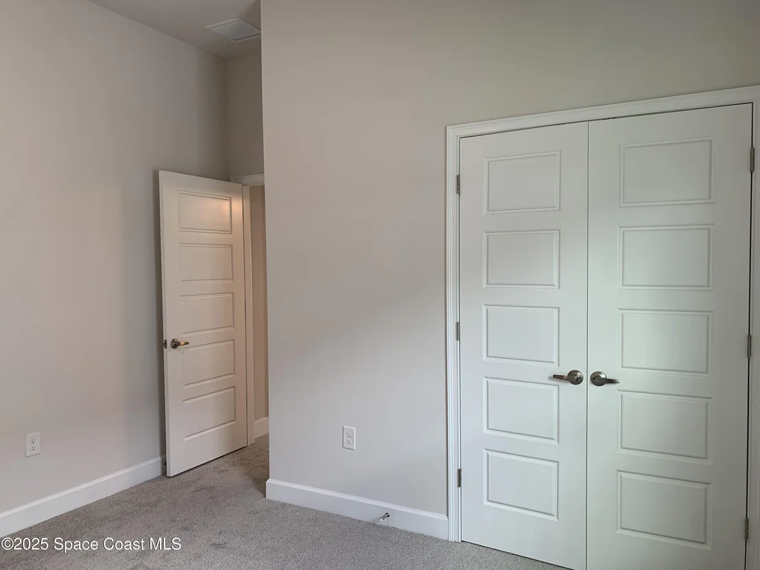 Photo of 935 Kylar Drive NW