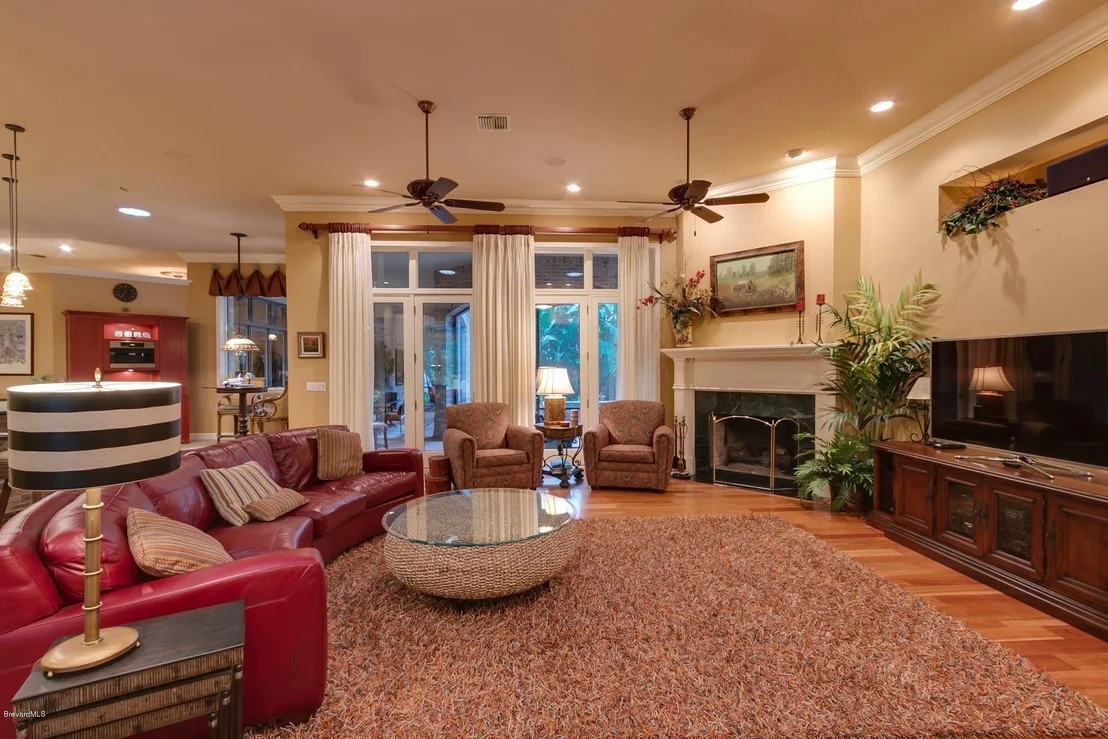 Photo of 16 Summer Place