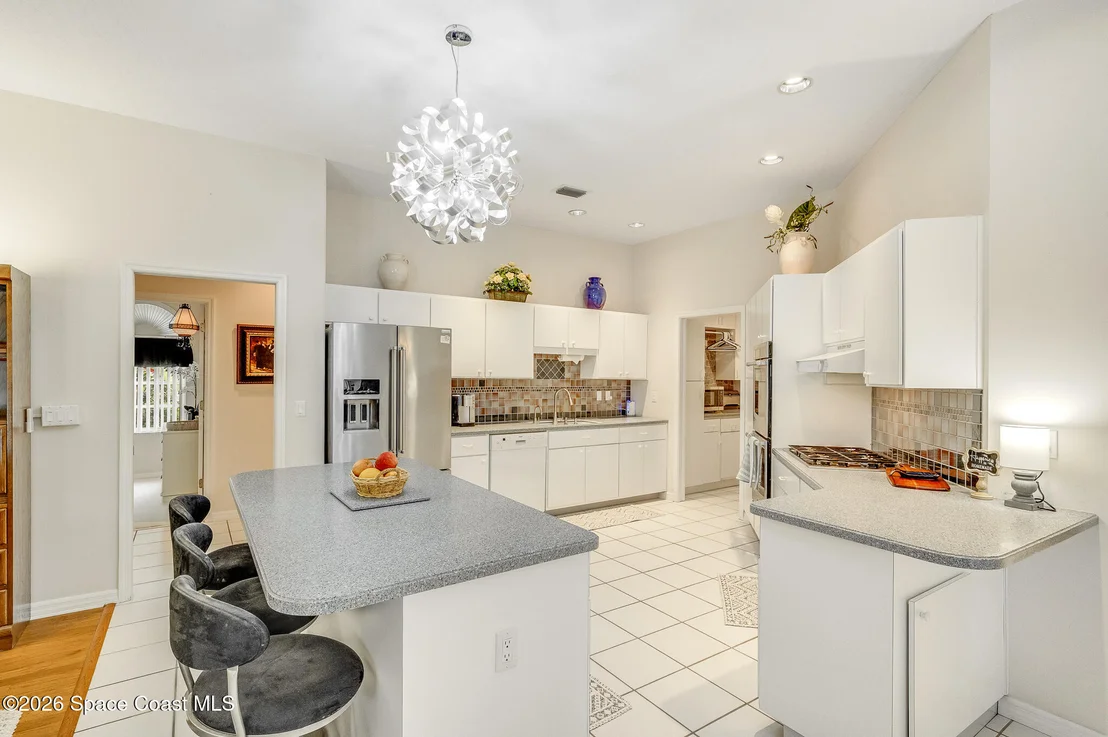 Photo of 370 Normandy Drive