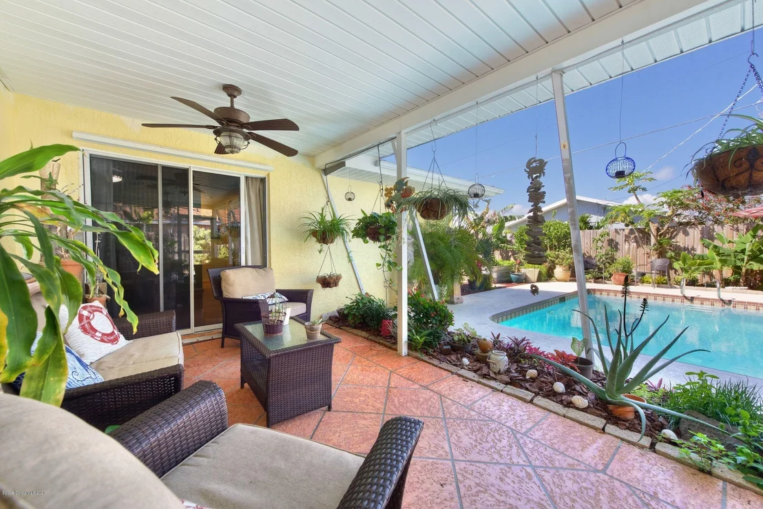Photo of 770 Hibiscus Drive