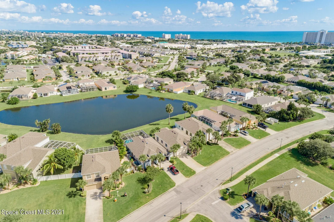 Photo of 332 Seafarer Circle